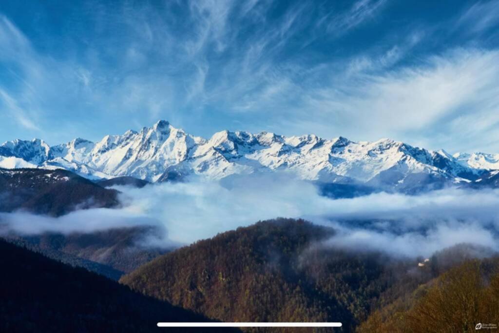 Le Gite De La Vallee Du Douctouyre Dun Exteriör bild